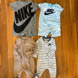 Baby boy Nike bundle 0-3M